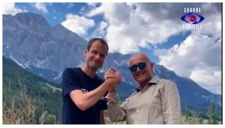 Signorini gfvip8 social