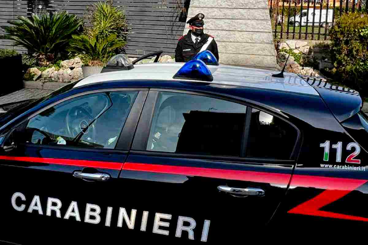 Carabinieri intervengono per un'aggressione