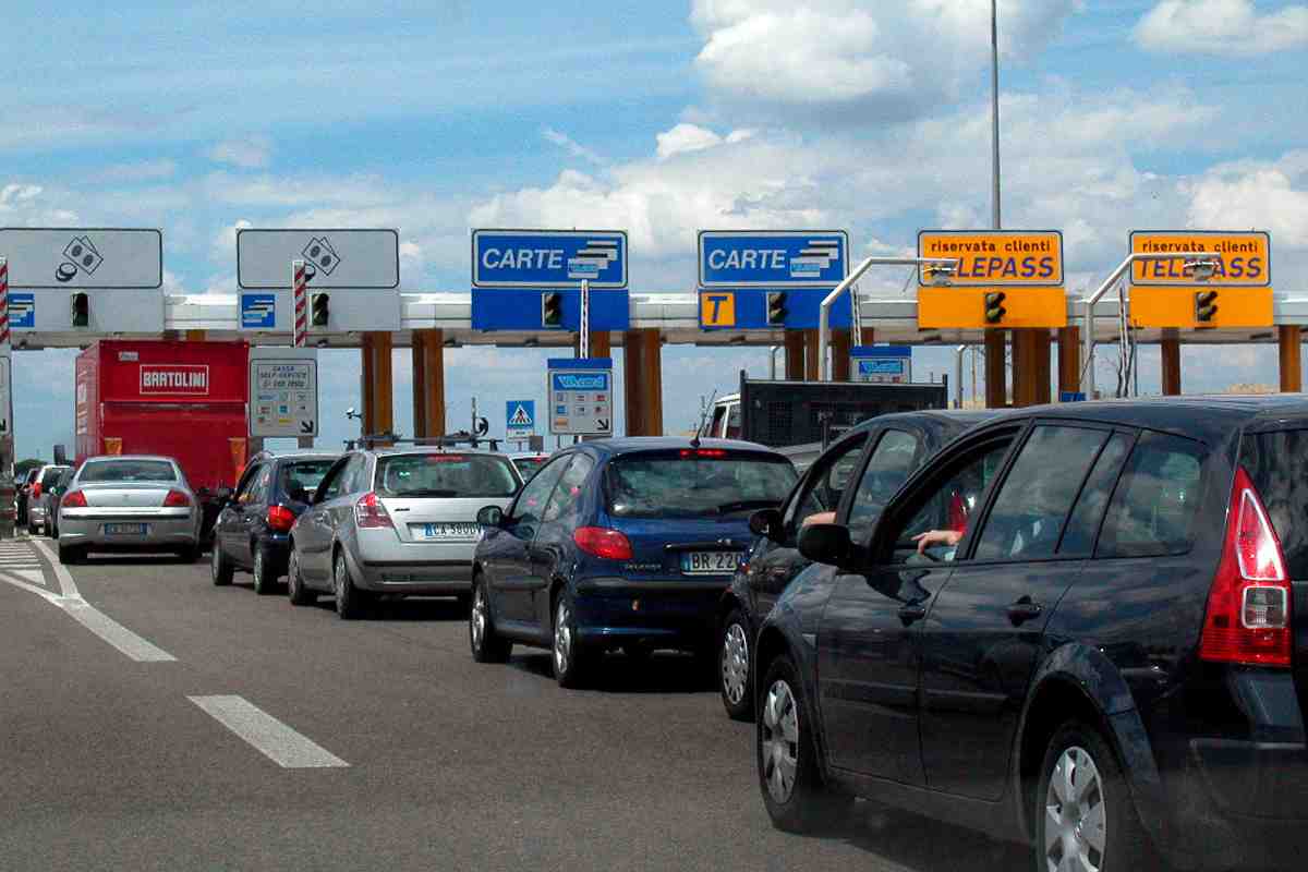 Casello autostrade, non ci sarà più solo Telepass