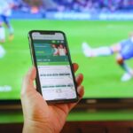 partita in tv e smartphone con scommesse